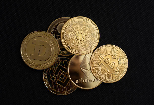 تستمر Bitcoin و Ethereum في الانخفاض في القيمة ، بينما يرتفع SRM و QNT.