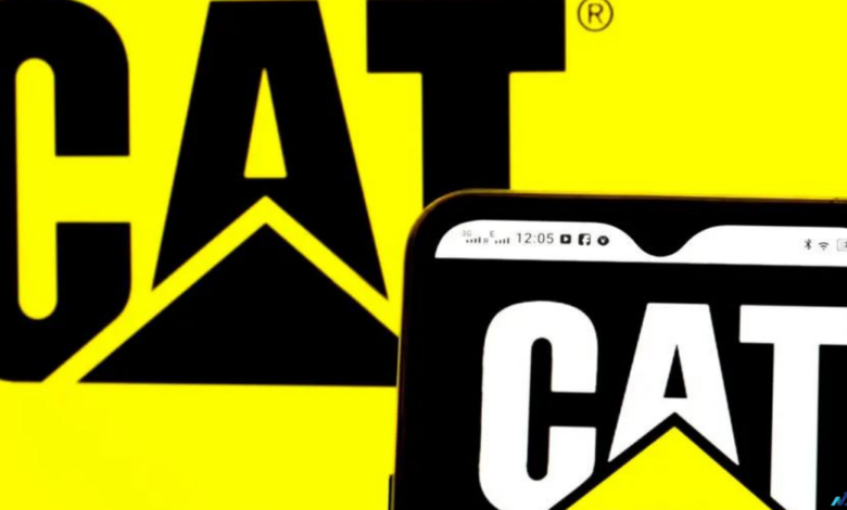 كيف تستثمر في سهم Caterpillar Inc الأمريكي