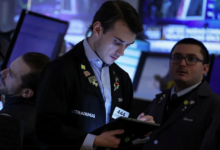 العقود الآجلة